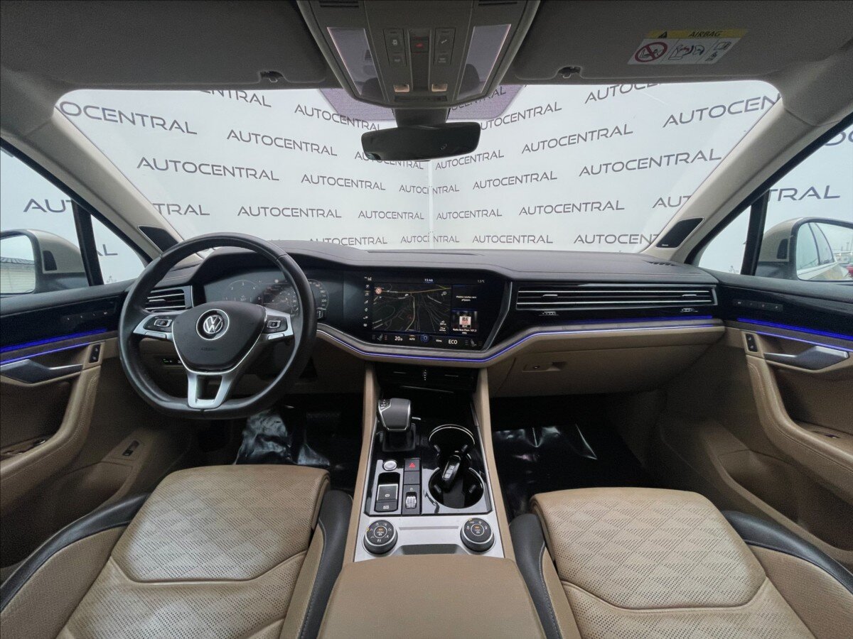 Volkswagen Touareg SUV / Terénní 3,0 l 210 kw