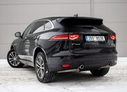 Jaguar F-Pace SUV 3,0 l 221 kw