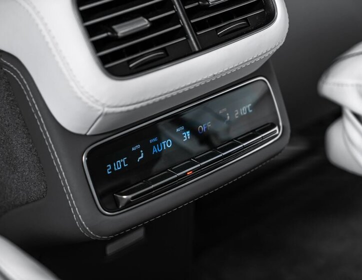 Mercedes-Benz GLS SUV 4,0 l 410 kw