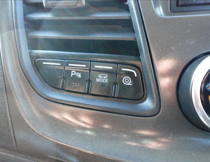 Ford Transit Ostatní 2,0 l 96 kw