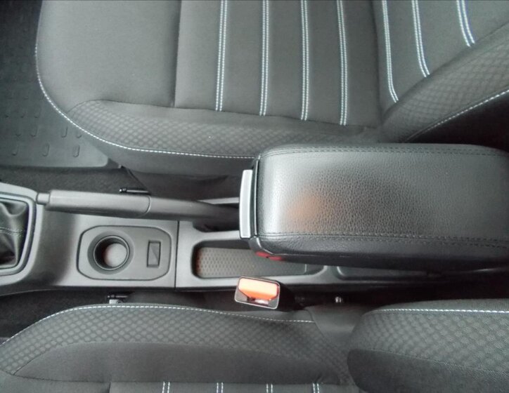 Dacia Duster SUV 999,0 67 kw