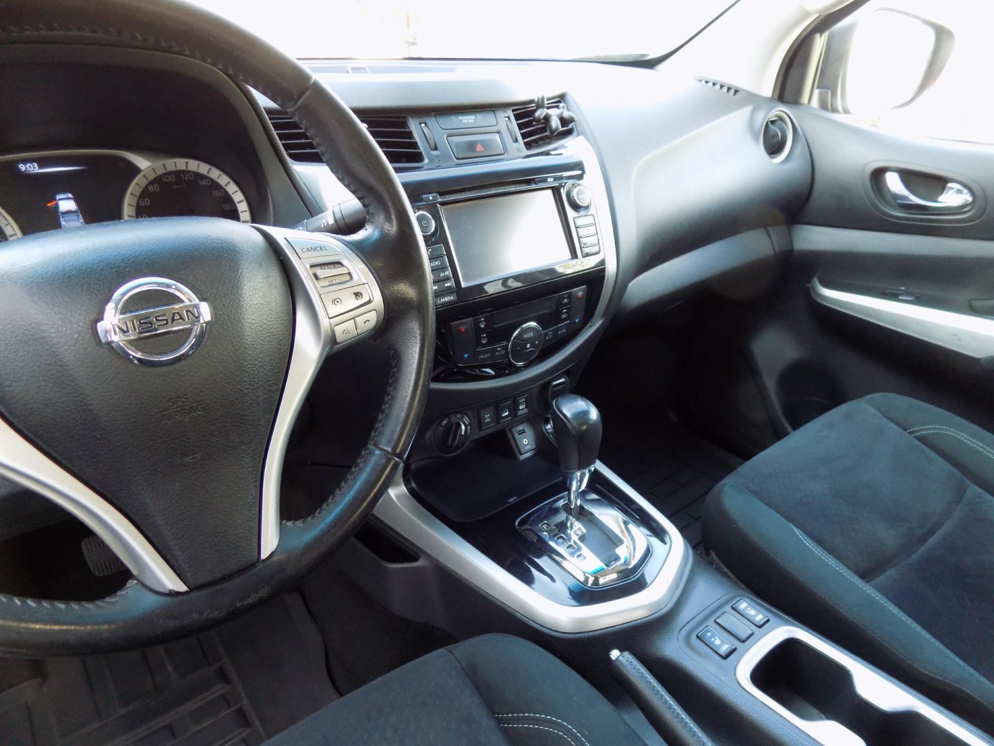 Nissan Navara SUV / Terénní 2,3 l 140 kw