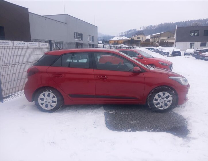 Hyundai i20 Hatchback 1,2 l 55 kw