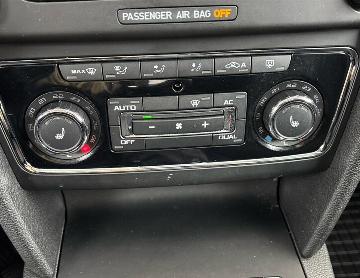 Škoda Superb Kombi 2,0 l 103 kw