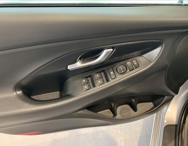 Hyundai i30 Kombi 998,0 73 kw