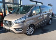 Ford Tourneo Custom 1