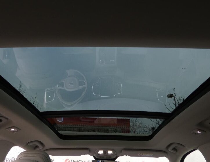 Volvo XC90 SUV / Terénní 2,0 l 173 kw