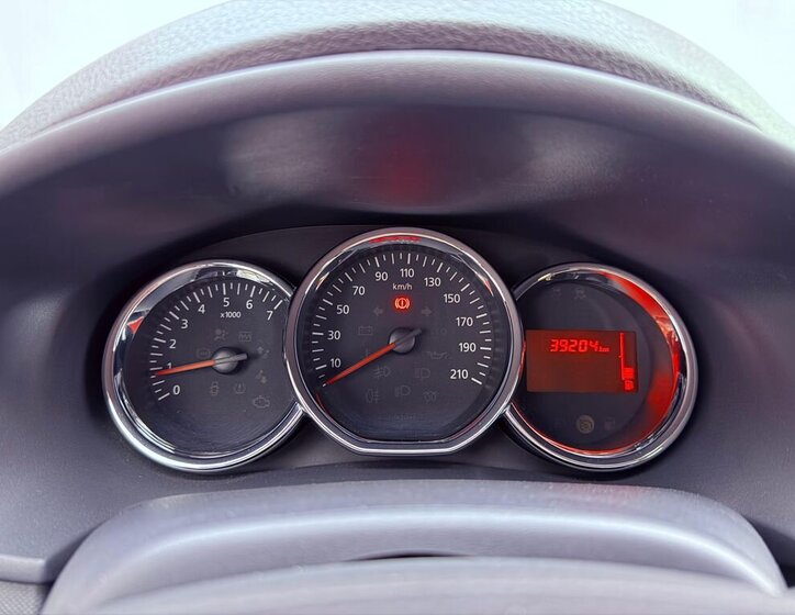 Dacia Sandero Hatchback 1,1 l 55 kw