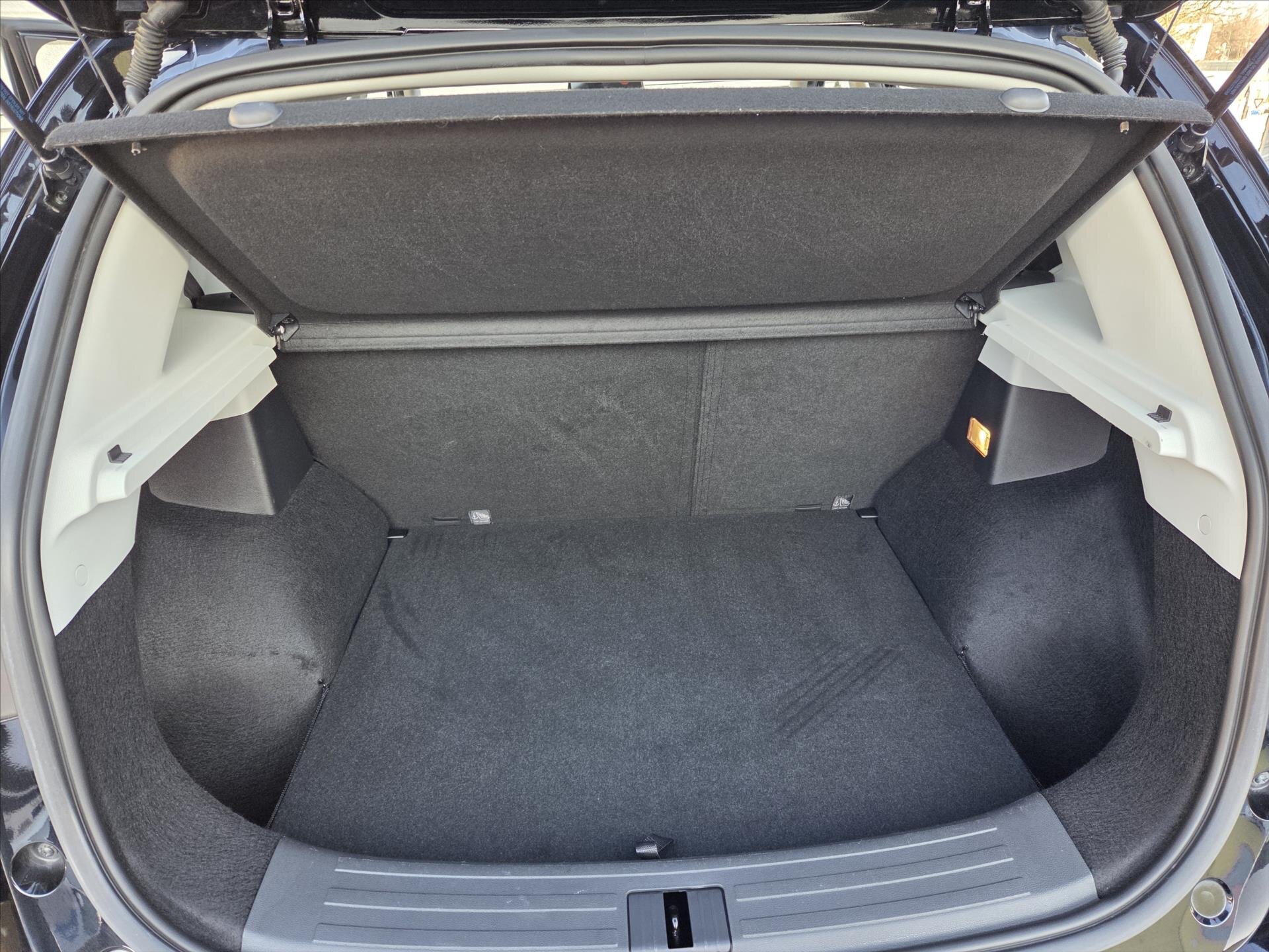 MG ZS SUV 999,0 82 kw