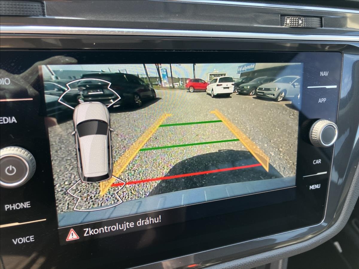 Volkswagen Tiguan SUV / Terénní 2,0 l 110 kw