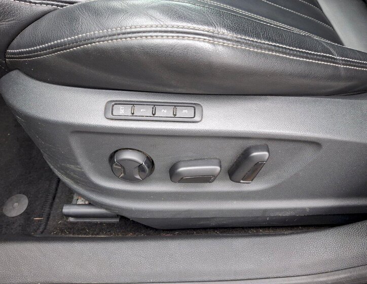 Škoda Karoq SUV 2,0 l 110 kw