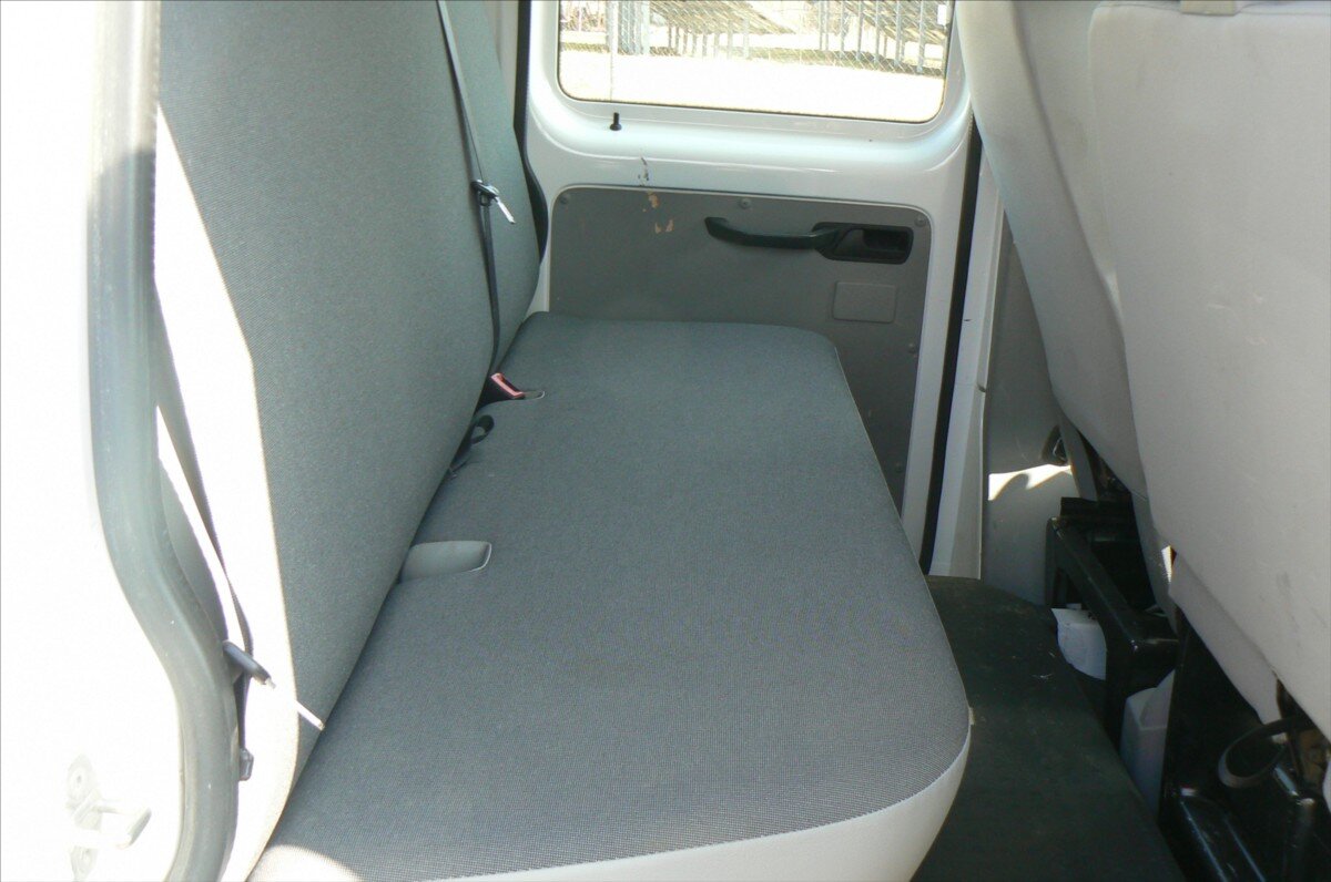 Volkswagen Transporter Sklápěč 2,0 l 103 kw