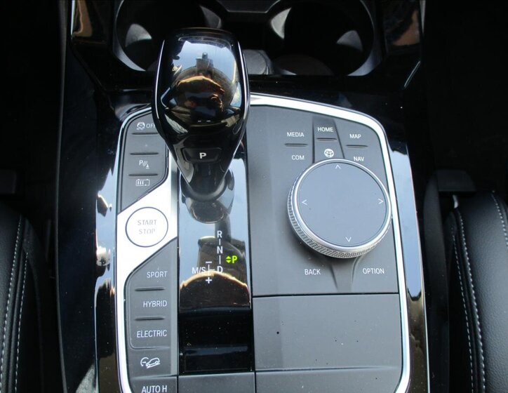 BMW X3 SUV / Terénní 2,0 l 215 kw