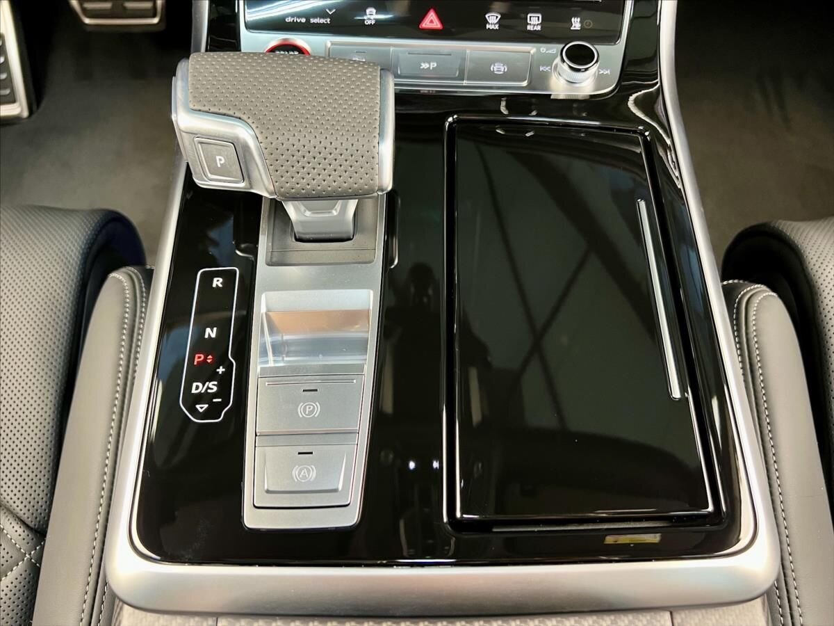 Audi SQ7 SUV / Terénní 4,0 l 373 kw