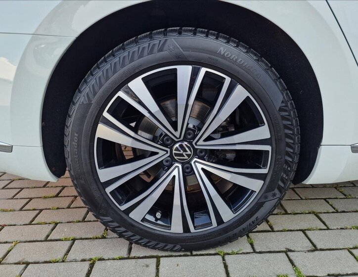 Volkswagen Arteon 42