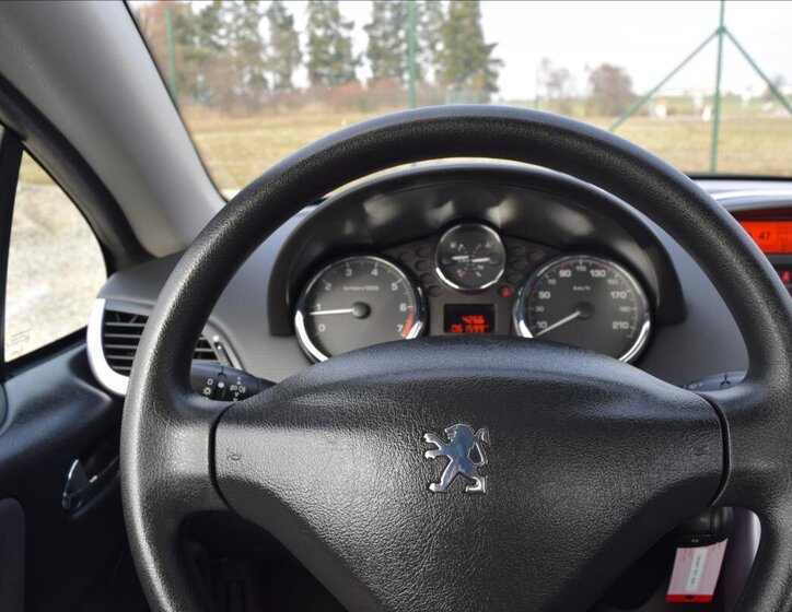 Peugeot 207 Kabriolet 1,6 l 88 kw