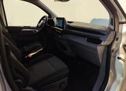 Volkswagen Caravelle 18