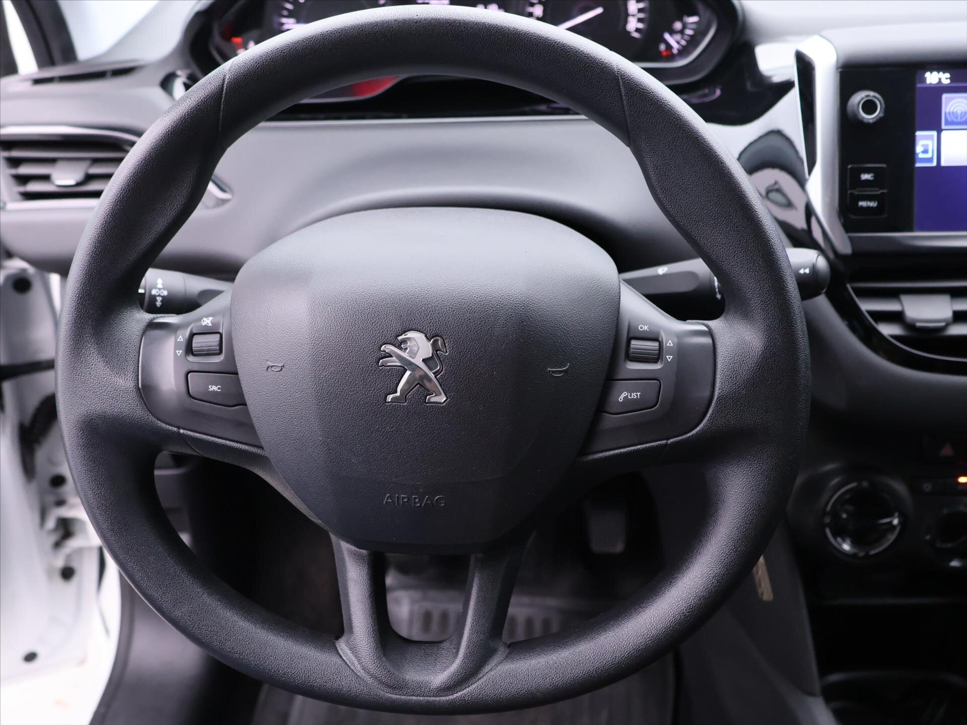 Peugeot 208 Hatchback 1,2 l 60 kw