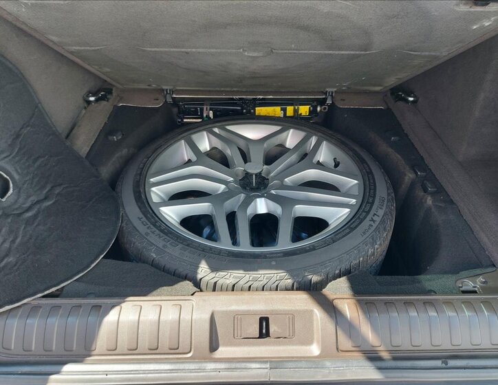 Land Rover Range Rover Sport SUV 5,0 l 375 kw