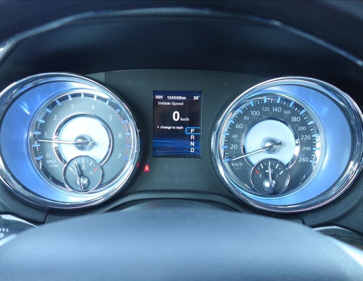 Lancia Thema Sedan 3,0 l 140 kw