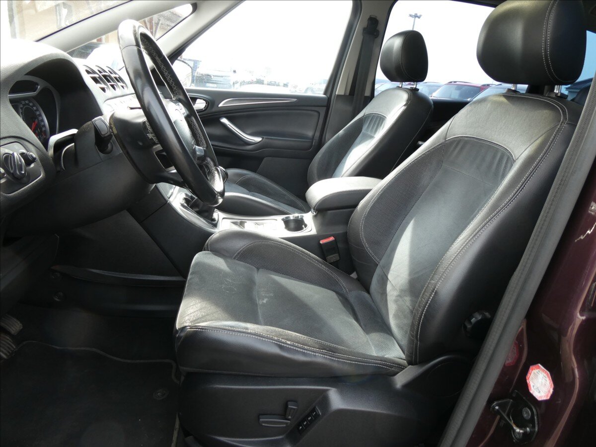 Ford S-MAX MPV 2,0 l 107 kw