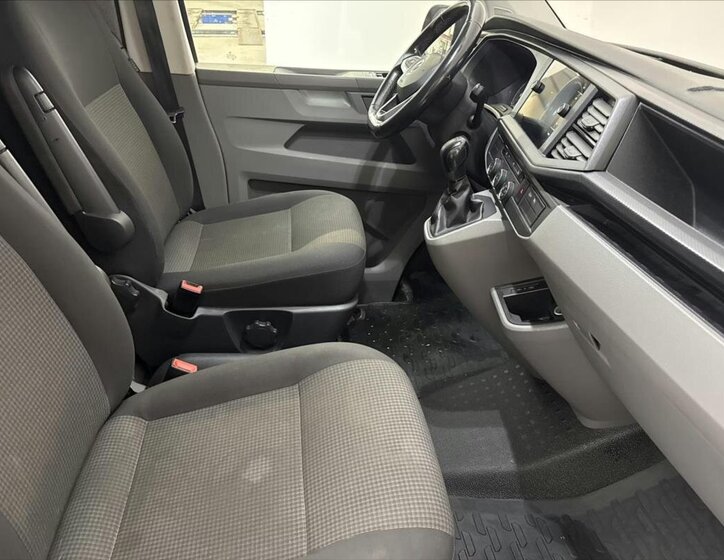 Volkswagen Transporter 6