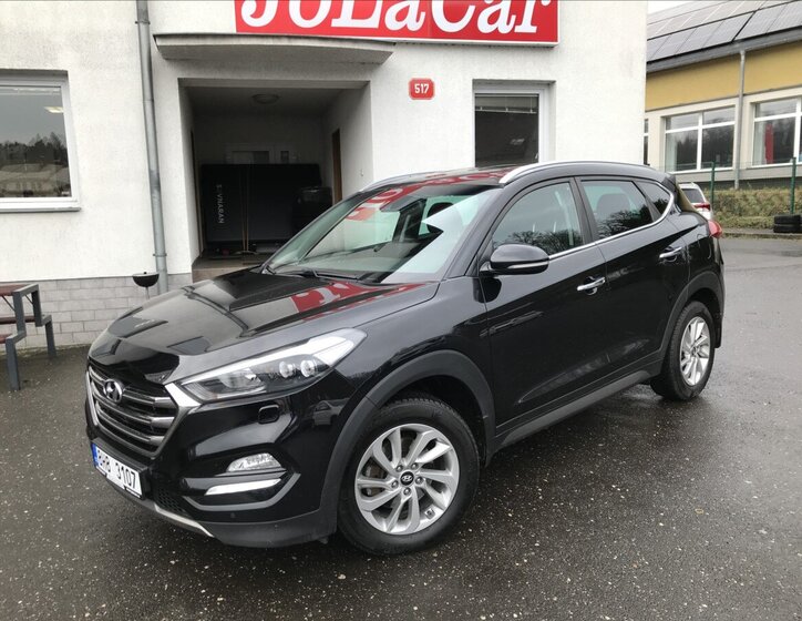 Hyundai Tucson CUV 1,7 l 104 kw