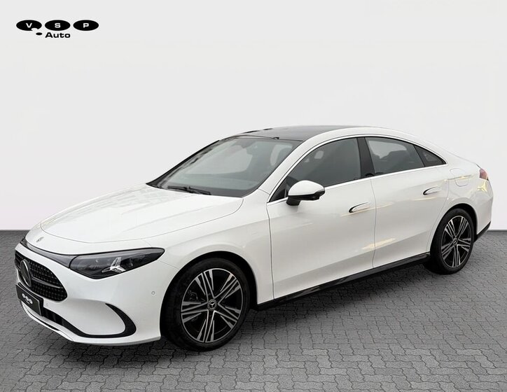 Mercedes-Benz CLA Sedan / Limuzína 1,3 l 120 kw