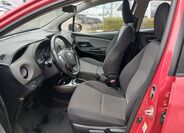 Toyota Yaris 10