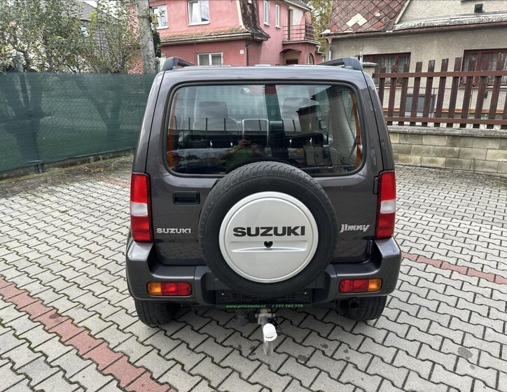 Suzuki Jimny SUV 1,3 l 63 kw