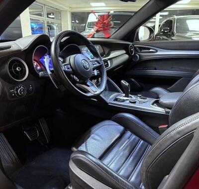 Alfa Romeo Stelvio 6