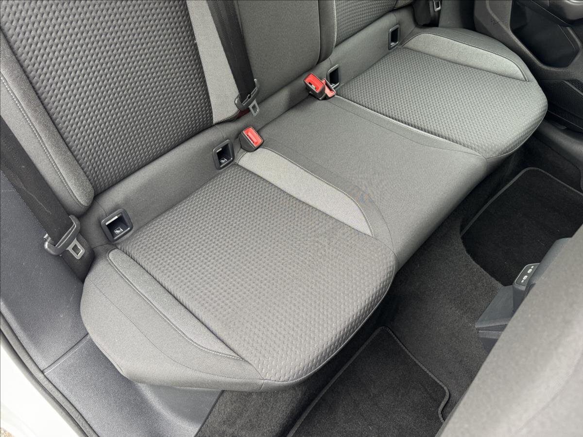 Volkswagen Polo Hatchback 999,0 70 kw