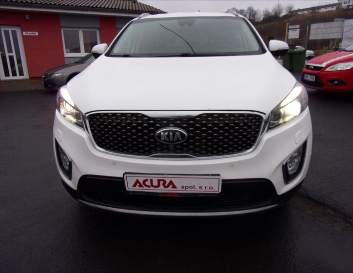 KIA Sorento 8