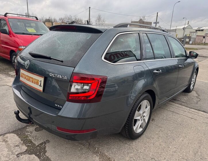 Škoda Octavia Kombi 2,0 l 110 kw