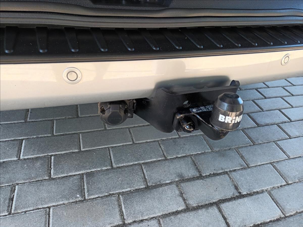 Ford Tourneo Custom VAN / Minibus 2,0 l 96 kw