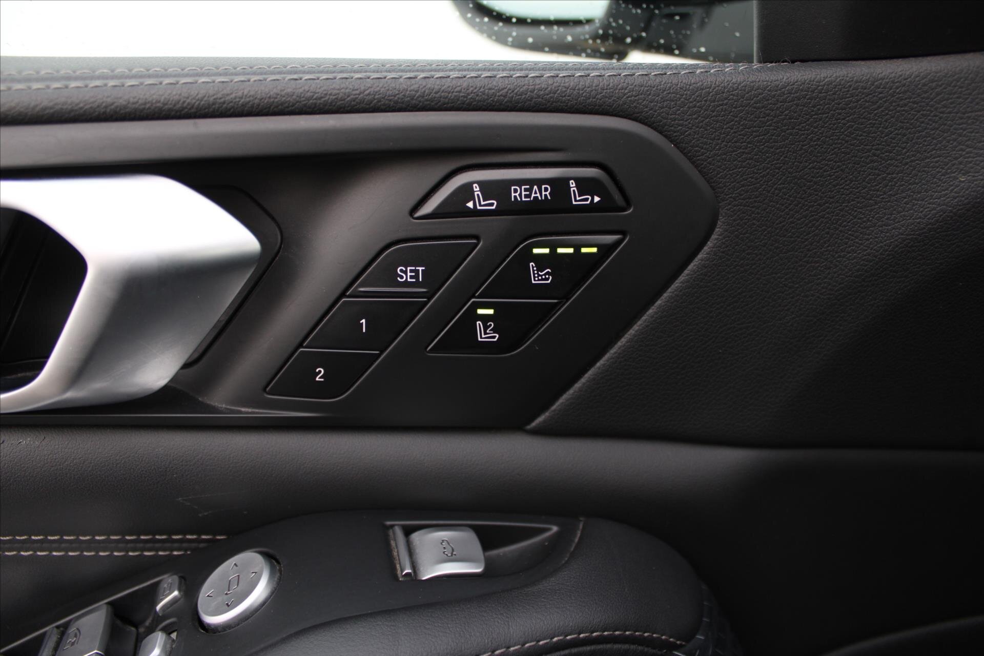 BMW X7 SUV 4,4 l 390 kw