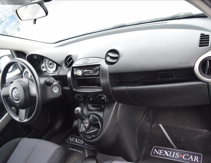 Mazda 2 Hatchback 1,3 l 55 kw