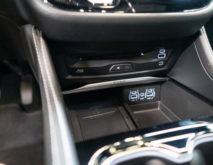 Chrysler Pacifica 27