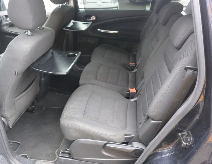 Ford S-MAX MPV 2,2 l 147 kw