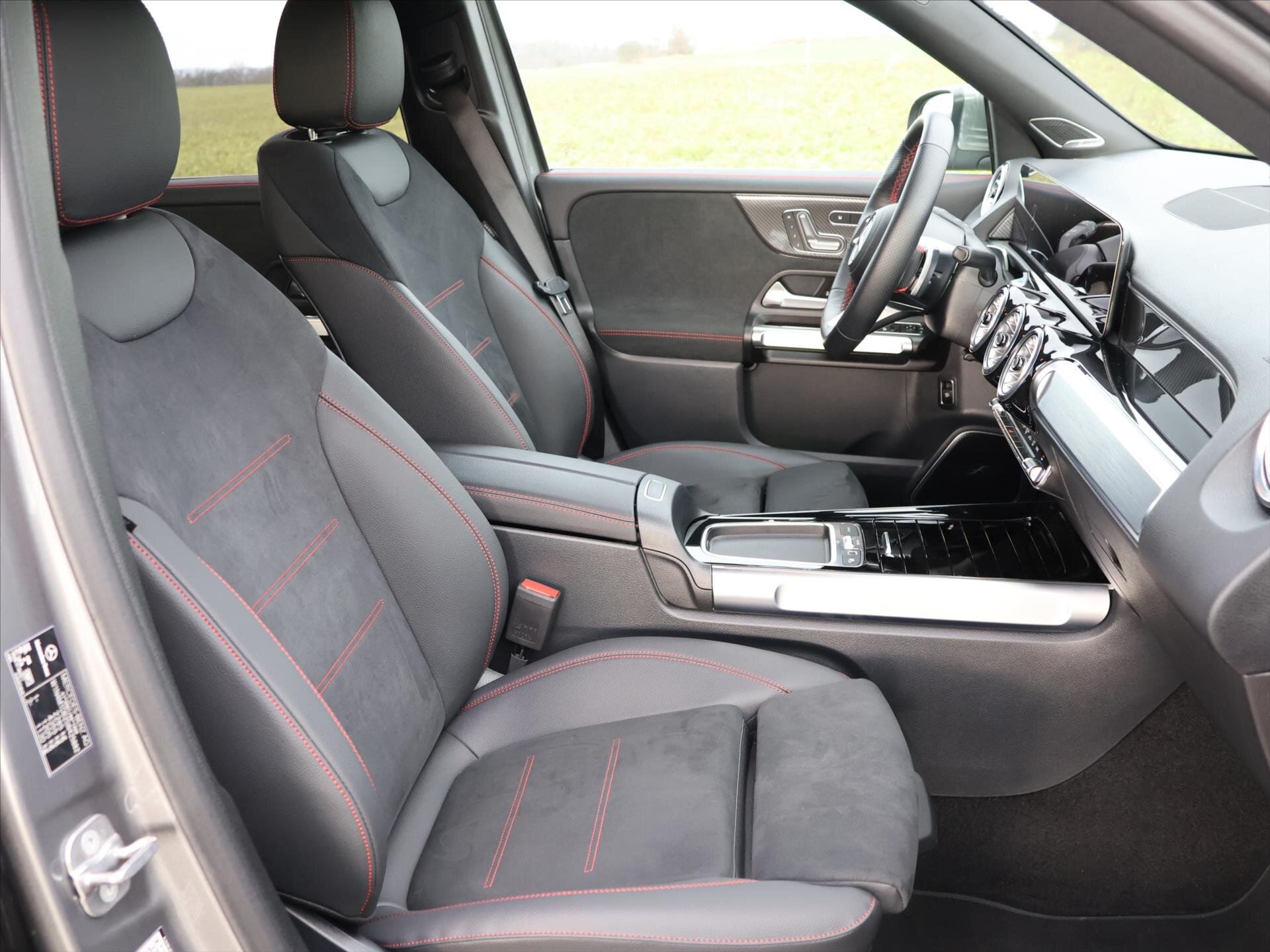 Mercedes-Benz GLB SUV 2,0 l 110 kw