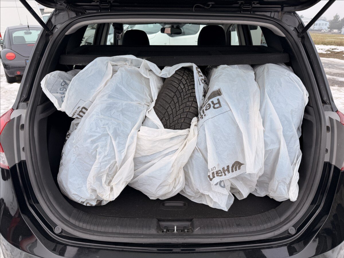 Hyundai ix20 Hatchback 1,4 l 66 kw