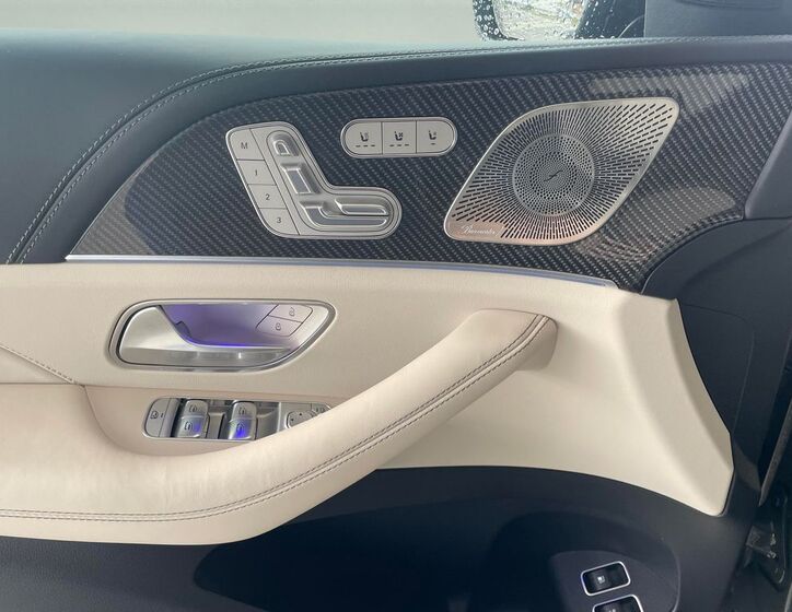 Mercedes-Benz GLE 10