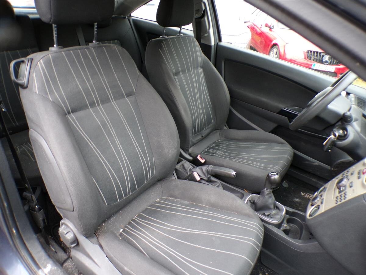Opel Corsa Hatchback 1,2 l 59 kw