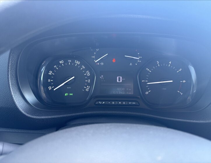 Opel Vivaro Ostatní 2,0 l 106 kw