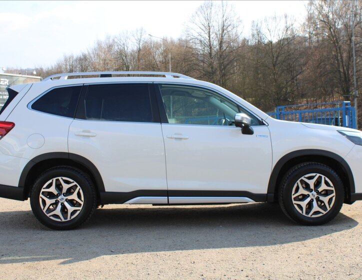 Subaru Forester SUV / Terénní 2,0 l 110 kw
