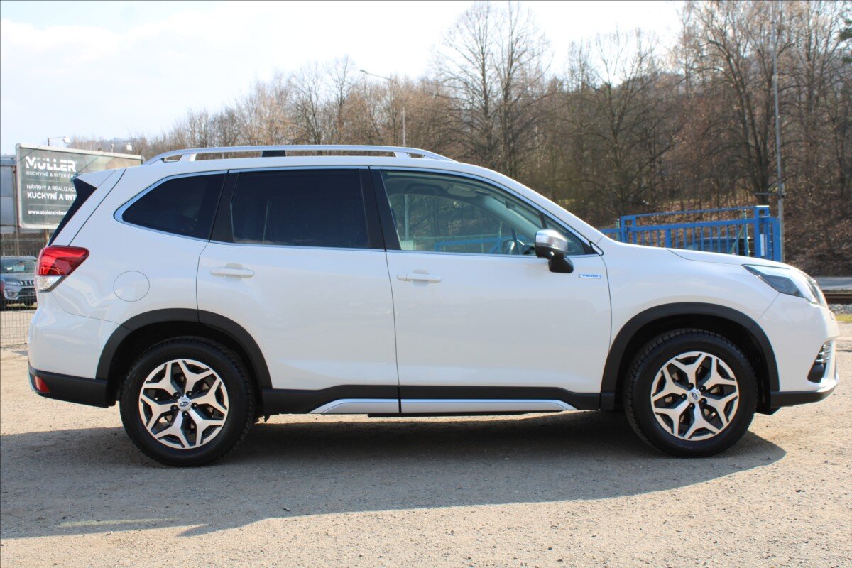 Subaru Forester SUV / Terénní 2,0 l 110 kw