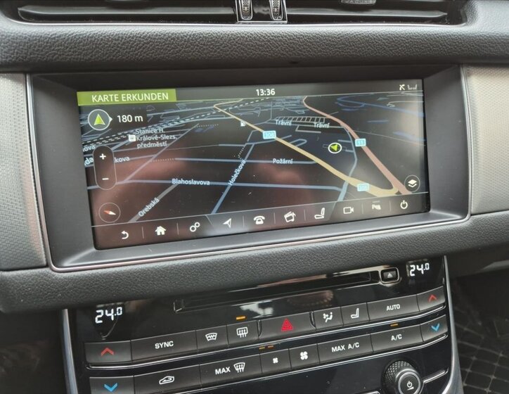 Jaguar XF Sedan 3,0 l 221 kw