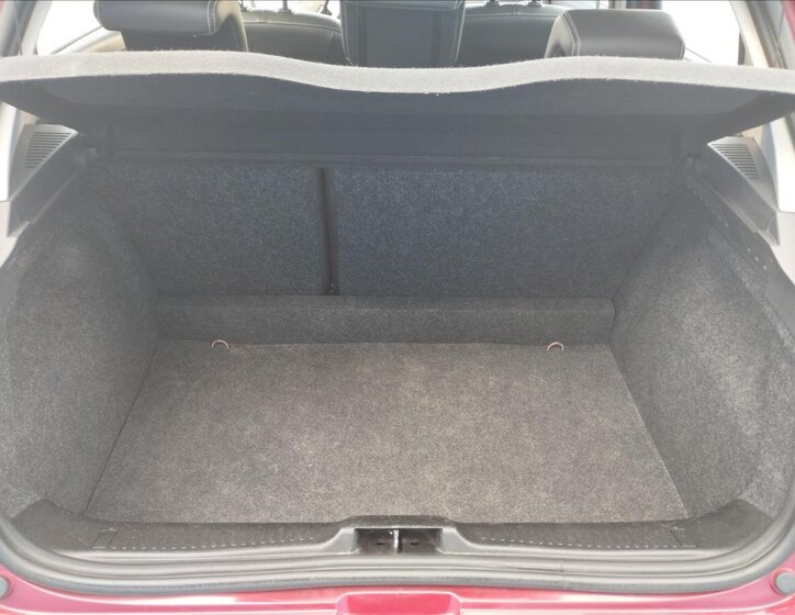 Renault Clio Hatchback 1,5 l 63 kw