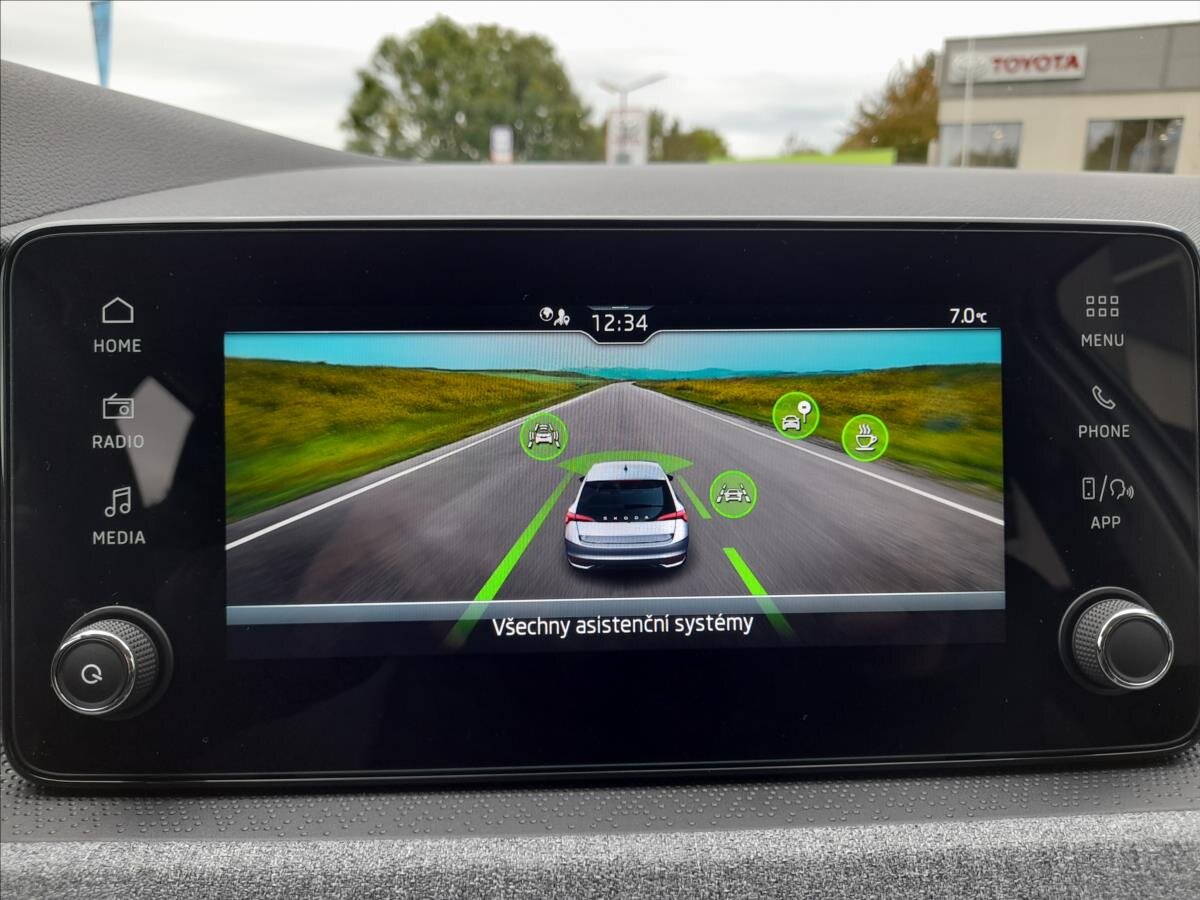 Škoda Scala Hatchback 999,0 85 kw