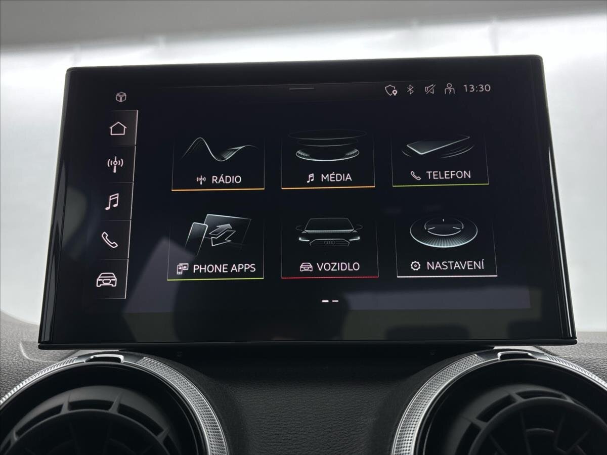 Audi Q2 SUV / Terénní 1,5 l 110 kw